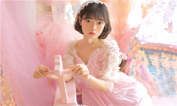 杞县供卵试管代怀生子多少钱？这一直是很多不孕不育家庭关注的话题。在中国，不孕不育的发生率越来越高，根据《中国不孕不育现状调研报告》显示，育龄夫妇的不孕不育率从20年前的3%增长至现在的12.5%-18.2%，患者人数高达6000万以上。在这样的背景下，许多家庭通过供卵试管来实现自己的生育梦想。那么，供卵试管代怀生子的费用到底是多少呢？